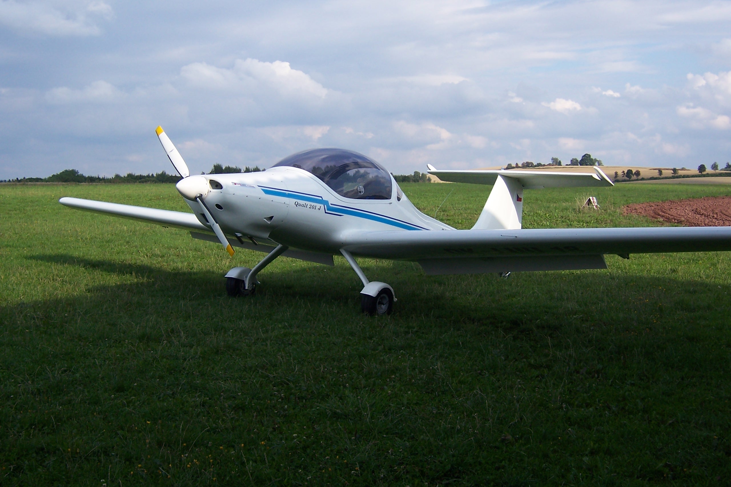 img00004.jpg